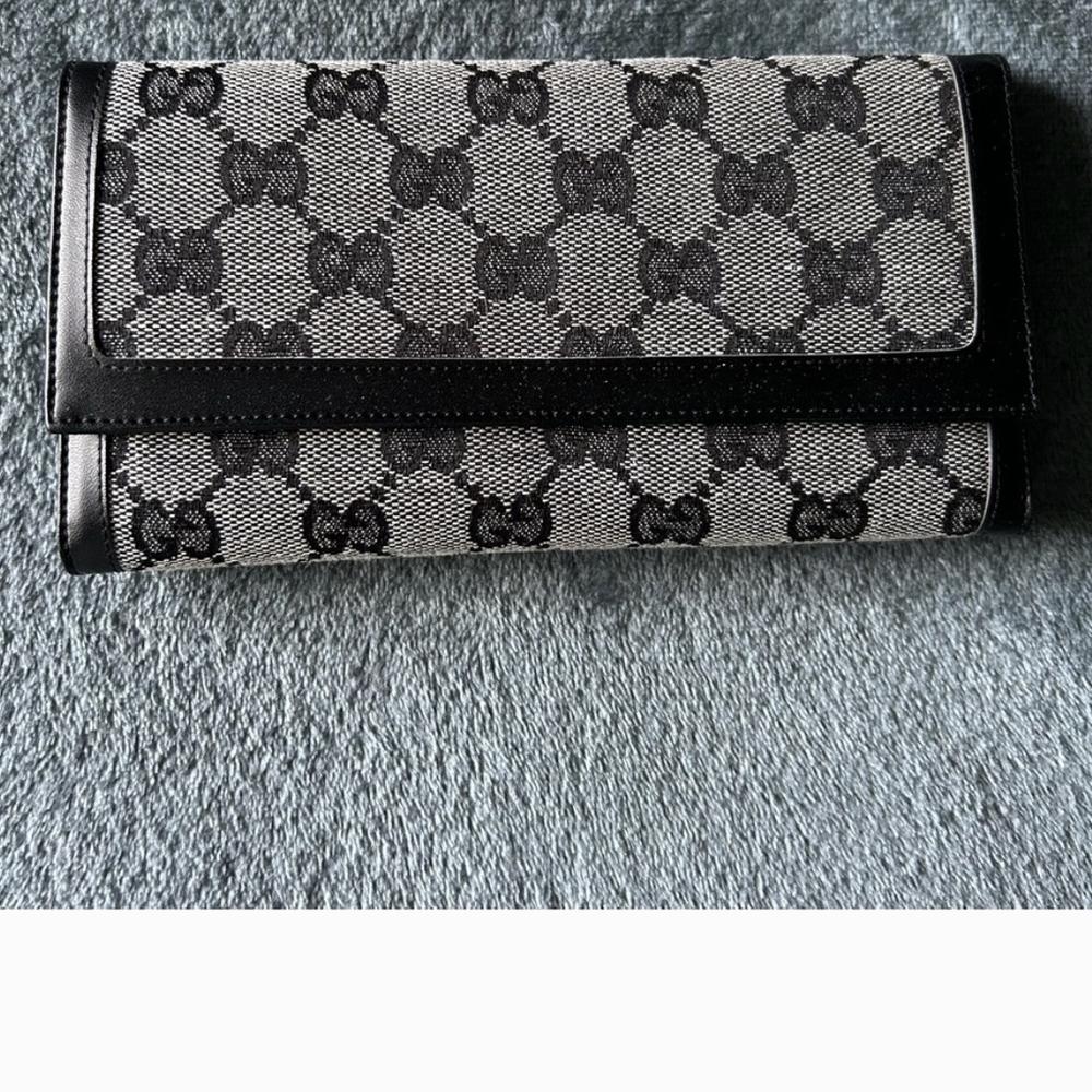 GG Black and Gray Patterned Wallet